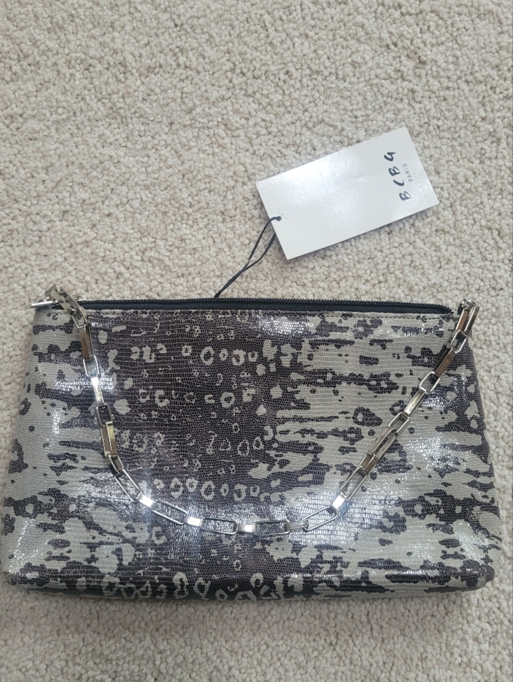 *NWT* BCBG Paris Patterned Chain Handle Clutch Bag - Picture 3 of 8